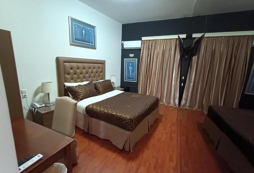 Номер Стандарт, Queens Leriotis