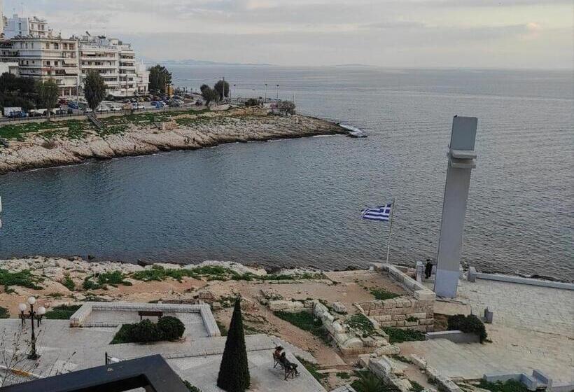 스탠다드 룸, Queens Leriotis