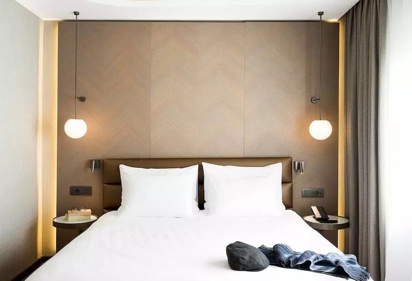 Standard Room, Radisson Blu Park Hotel Athens