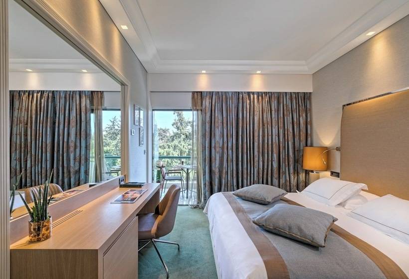 חדר דלוקס, Rodos Park