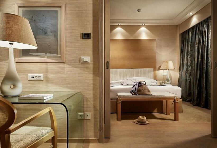 סוויטה אקזקיוטיב, Rodos Park