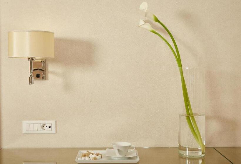 חדר סטנדרט יחיד, Rodos Park