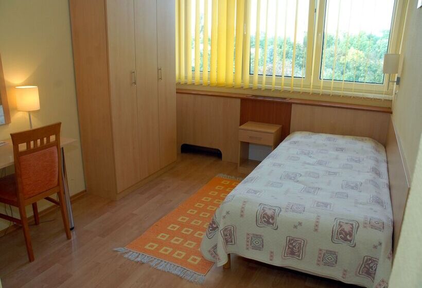 اتاق استاندارد یک نفره, Sport