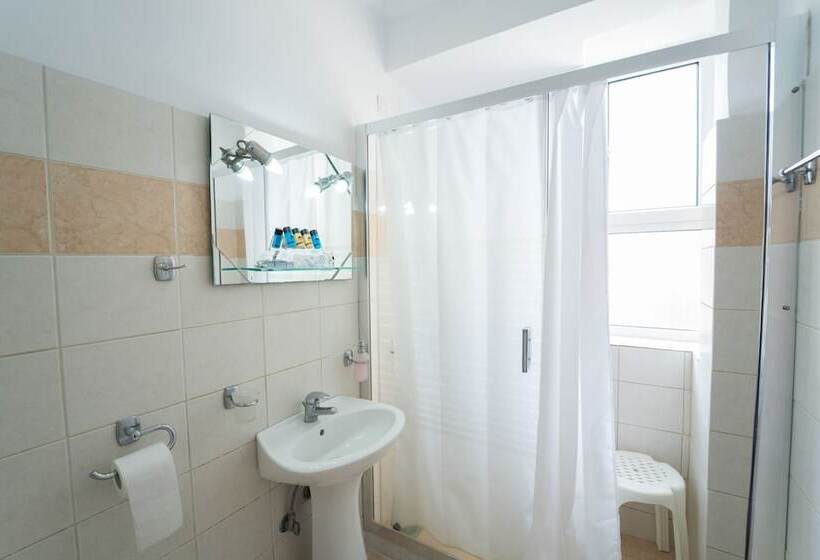 Семейный Номер, Summery