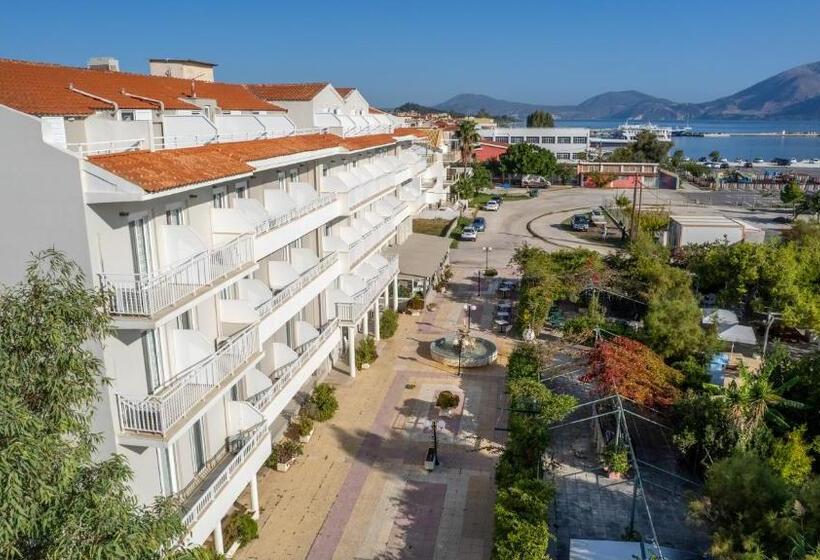 Номер Стандарт Вид на Сад, Summery