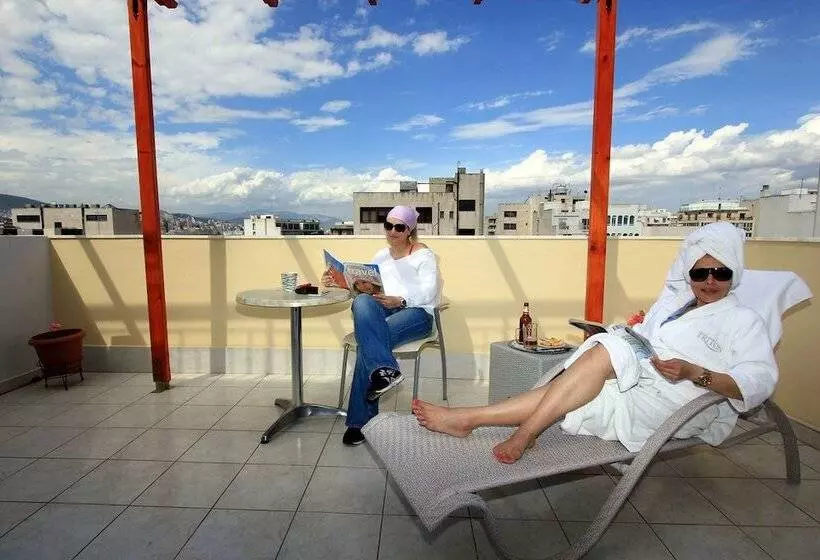 ファミリールーム, Triton Hotel Piraeus