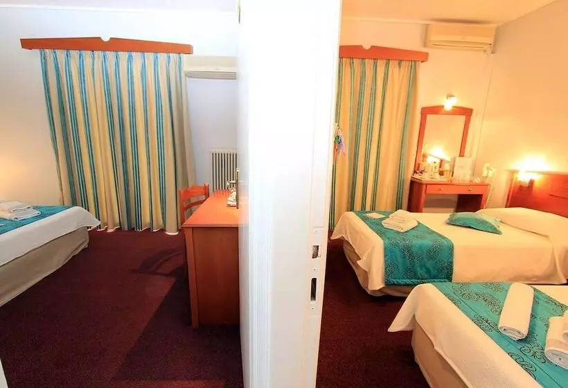 ファミリールーム, Triton Hotel Piraeus