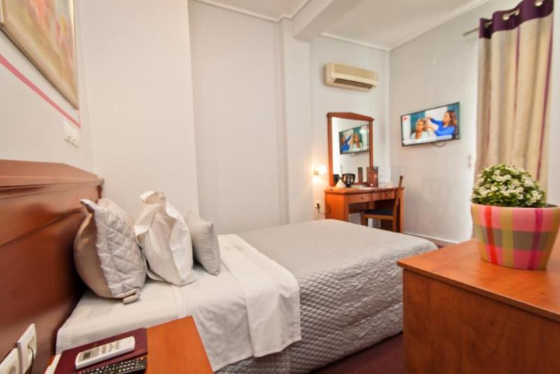 Номер Economy, Triton Hotel Piraeus