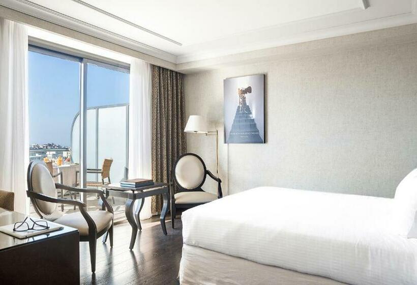 프리미엄 룸, Radisson Blu Park Hotel Athens