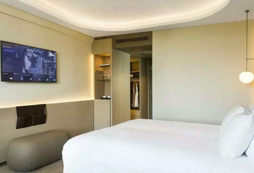 Premium Room, Radisson Blu Park Hotel Athens