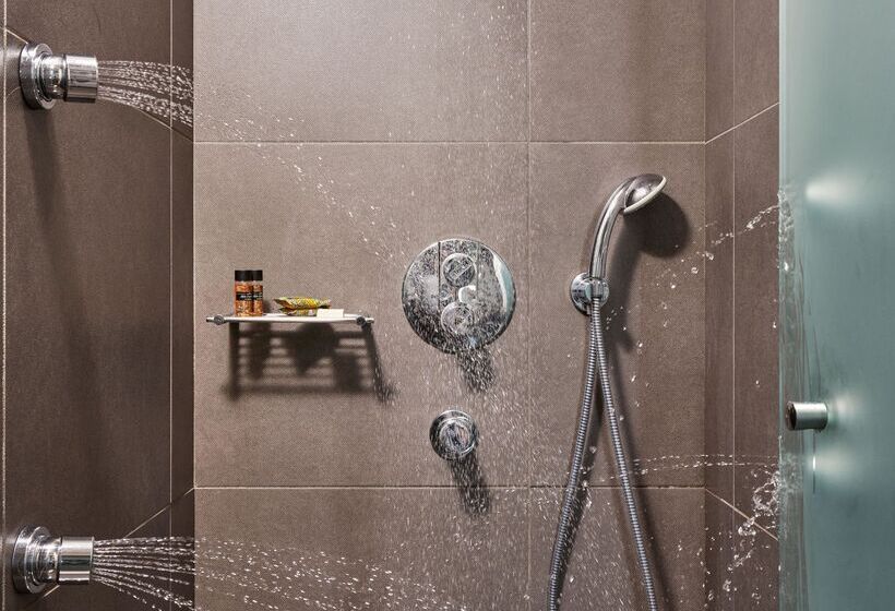 سوییت جونیور با چشم‌انداز دریا, White Rocks Hotel Kefalonia