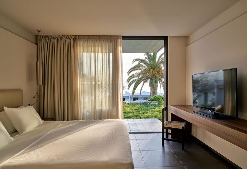 بانگلوی استاندارد با چشم‌انداز دریا, White Rocks Hotel Kefalonia