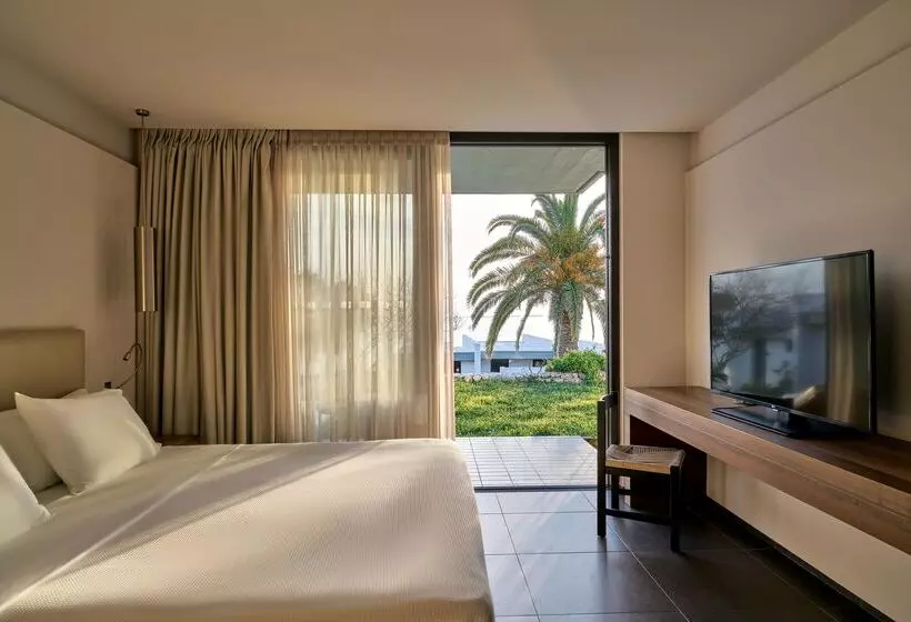 بانگلوی استاندارد با چشم‌انداز دریا, White Rocks Hotel Kefalonia