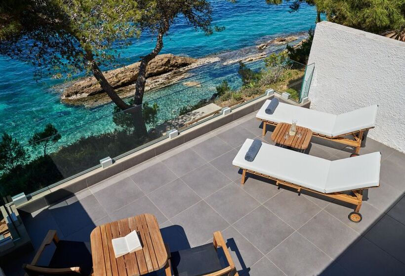 سوییت جونیور با چشم‌انداز دریا, White Rocks Hotel Kefalonia