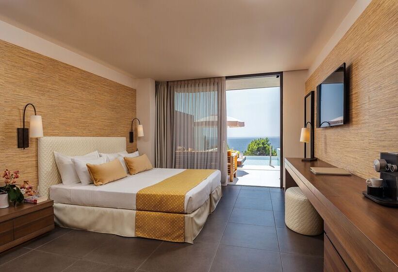 سوییت با استخر, White Rocks Hotel Kefalonia