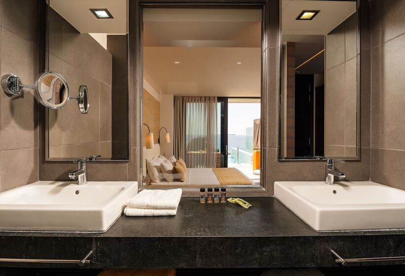 سوییت با استخر, White Rocks Hotel Kefalonia