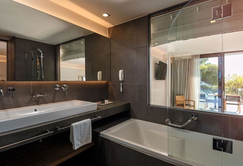 سوییت جونیور با چشم‌انداز دریا, White Rocks Hotel Kefalonia