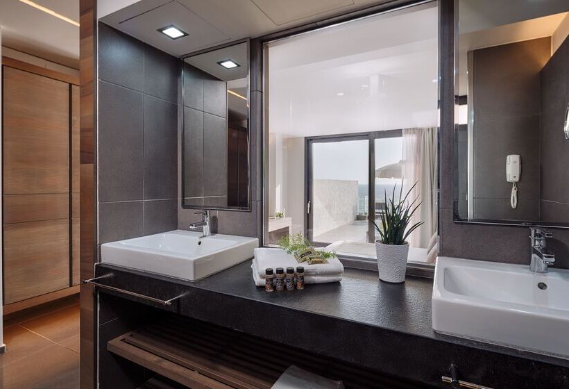 بانگلوی استاندارد با چشم‌انداز دریا, White Rocks Hotel Kefalonia