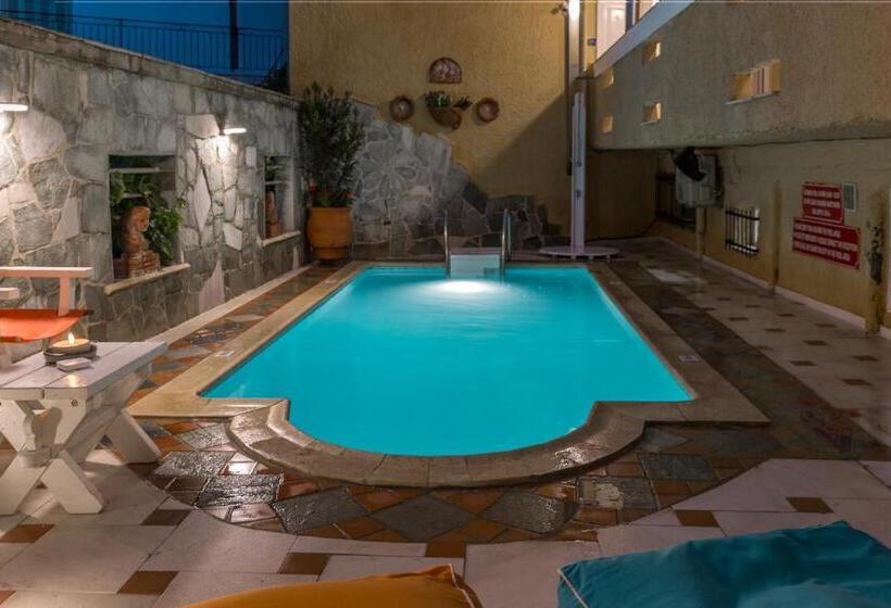 标准间, Thymis Home