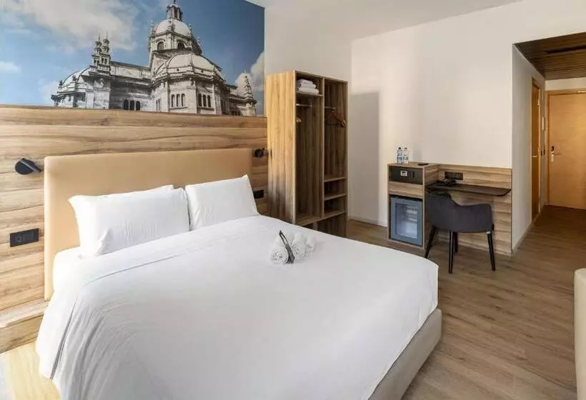 Chambre Supérieure, B&B Hotel Como Baradello
