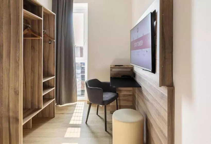 Chambre Standard Individuelle, B&B Hotel Como Baradello