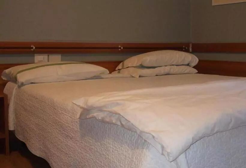 Standard Room, Canturio