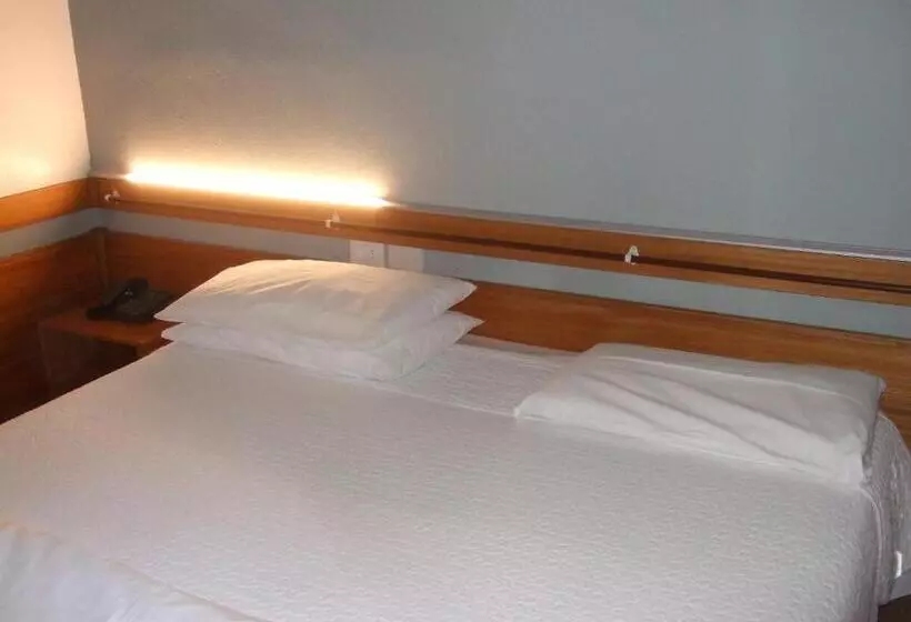 Standard Single Room, Canturio