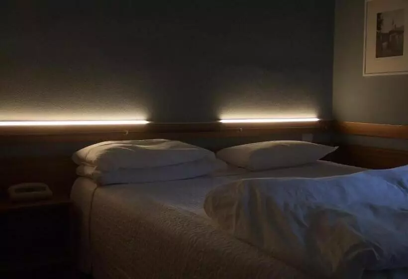 Standard Single Room, Canturio