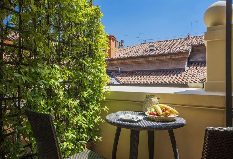 غرفة قياسية فردية, Corona D Oro 1890