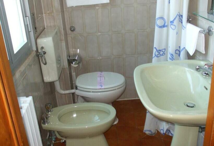 חדר סטנדרט יחיד, Cucciolo