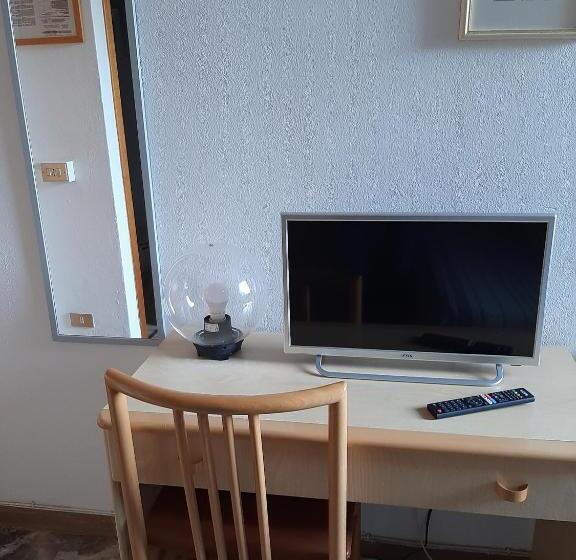 חדר סטנדרט יחיד, Cucciolo