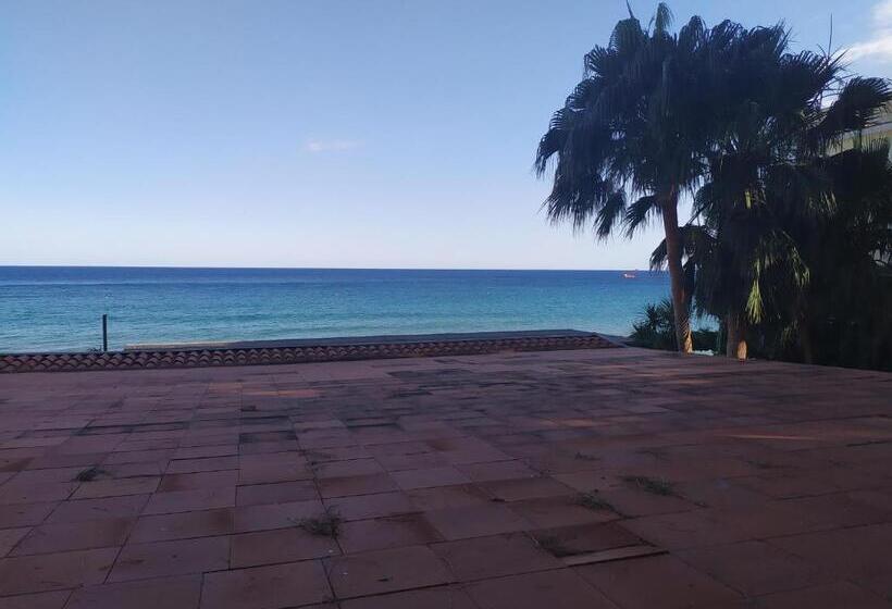 标准间侧面带海景, Diana Grand