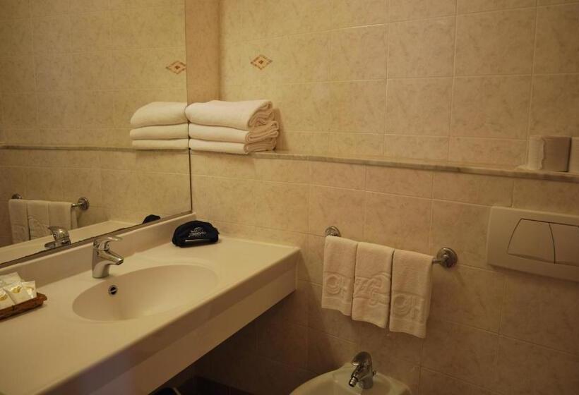 스탠다드 트리플 발코니 룸, Galleano