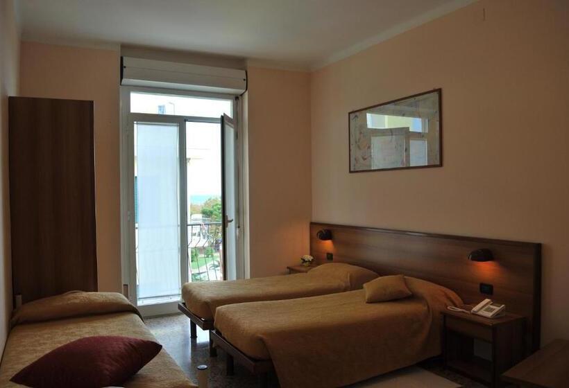 스탠다드 트리플 발코니 룸, Galleano