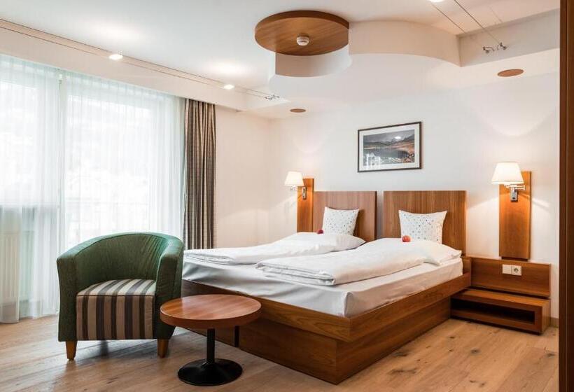 חדר סטנדרט עם מרפסת, Krone Eat Drink Stay