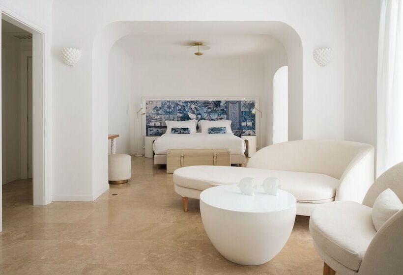 סוויטת ג'וניור עם מסג'ר מים, La Residenza Capri