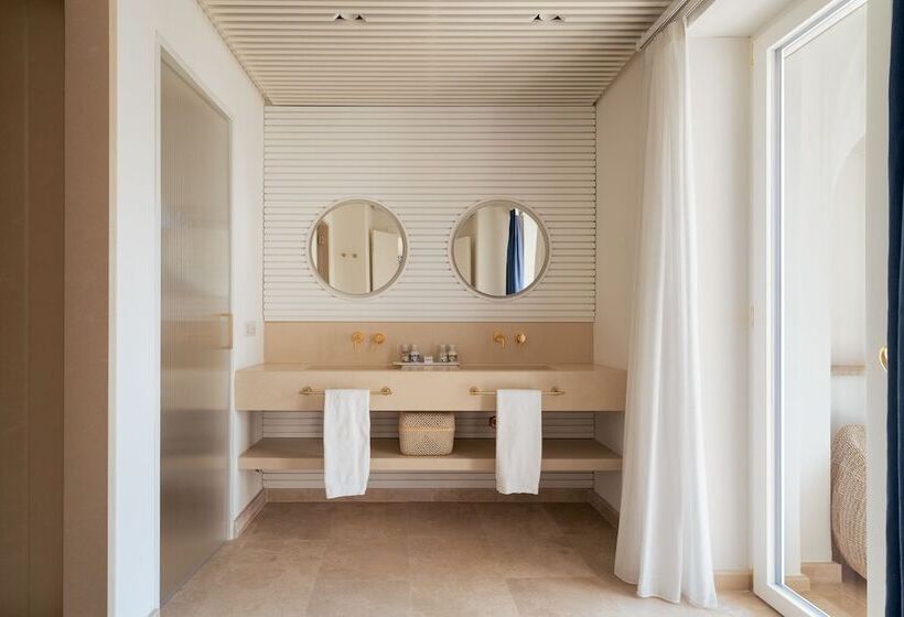 חדר דלוקס נוף לגינה, La Residenza Capri