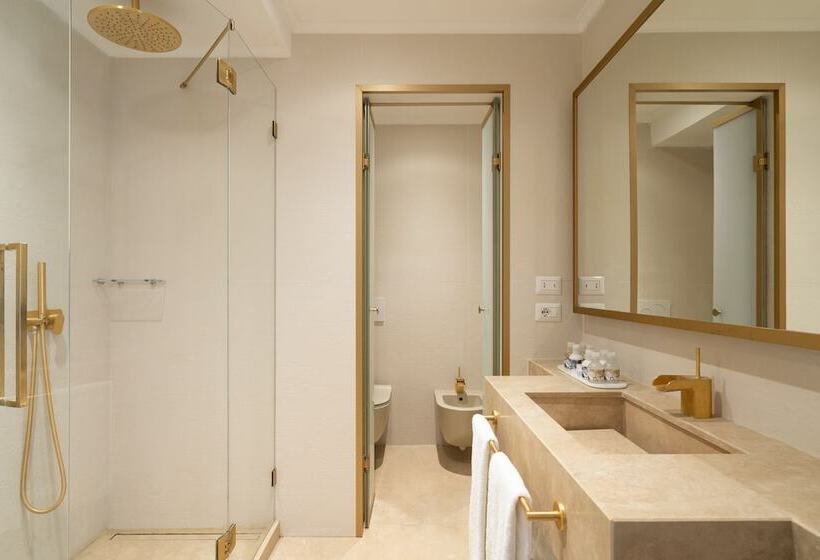 חדר דלוקס נוף לגינה, La Residenza Capri