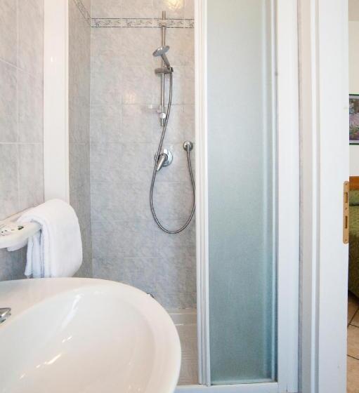 اتاق استاندارد, La Toscana