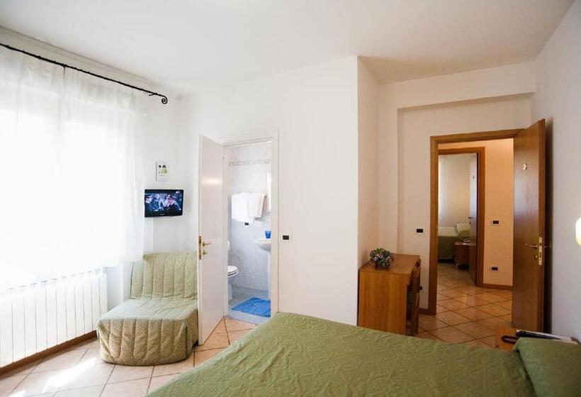 اتاق استاندارد, La Toscana