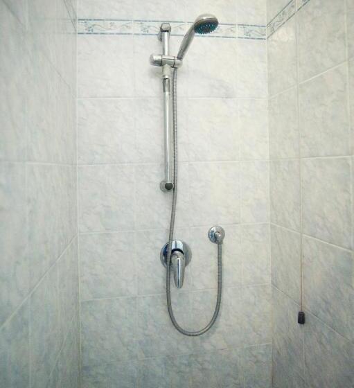 اتاق استاندارد چهار تخته, La Toscana