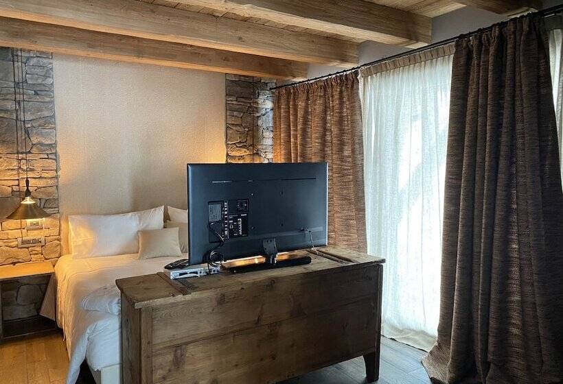 디럭스 룸, Les Neiges D'antan