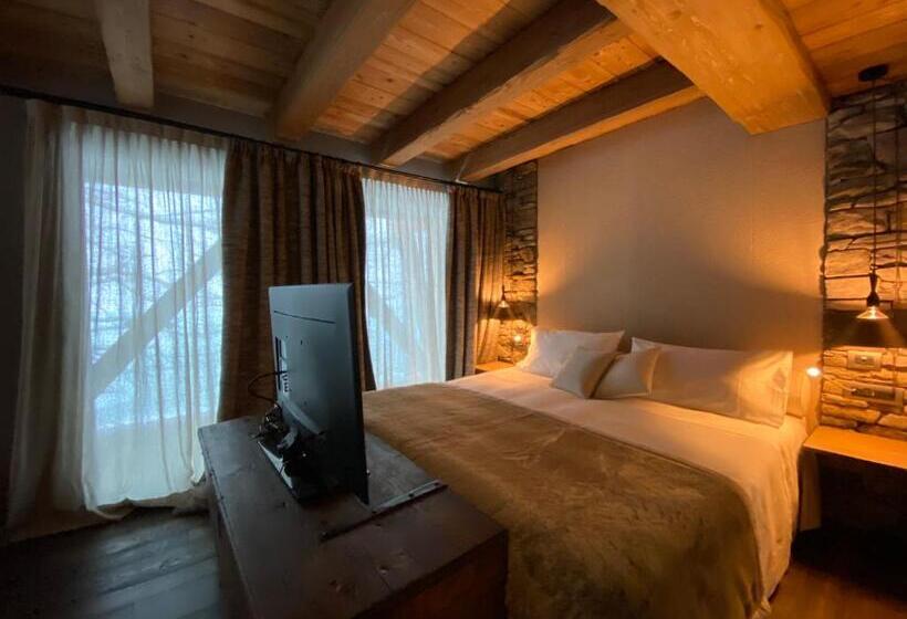 디럭스 룸, Les Neiges D'antan