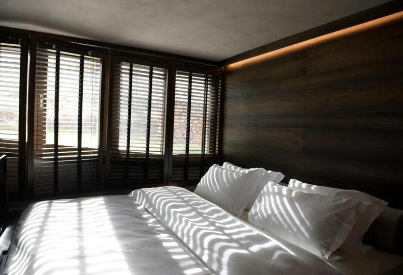 스탠다드 룸, Les Neiges D'antan