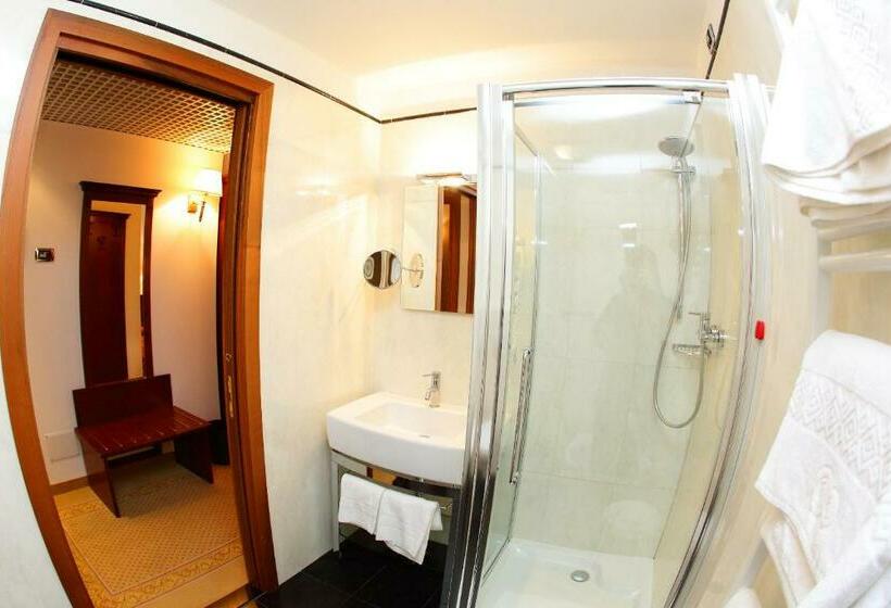 חדר סטנדרט עם כניסה לספא, Locanda Al Castello Wellness Resort