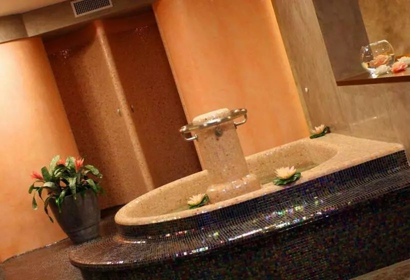 اتاق استاندارد با دسترسی به اسپا, Locanda Al Castello Wellness Resort