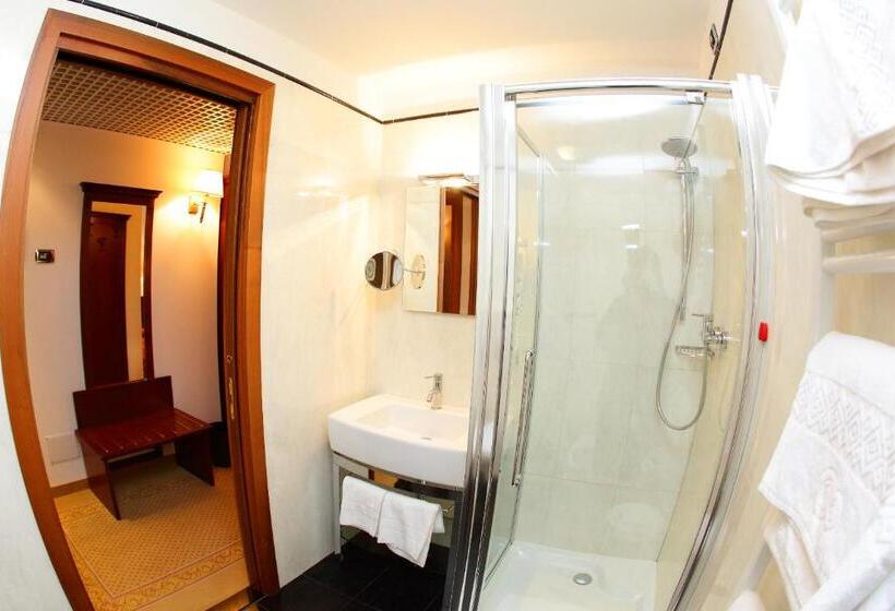 חדר אקונומי, Locanda Al Castello Wellness Resort