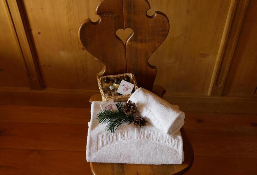 스탠다드 싱글 룸, Menardi