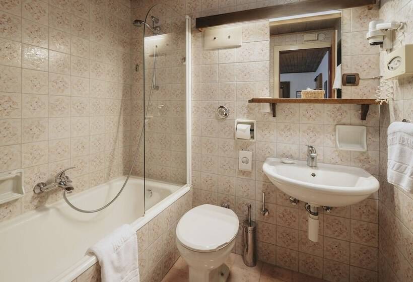 Номер Стандарт Индивидуальный, Menardi