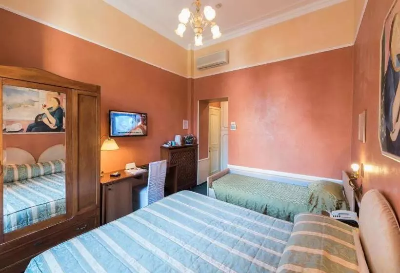 Habitació Triple Estàndard, Miralago